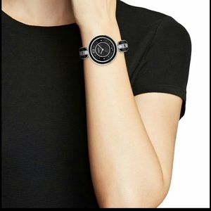 ⌚💎Fendi💎⌚ "My Way" black ceramic watch NWOT